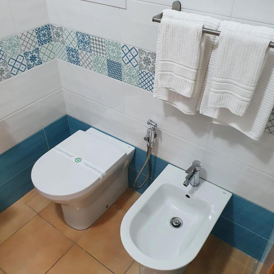 Vittoria Guest House Salerno Dış mekan fotoğraf