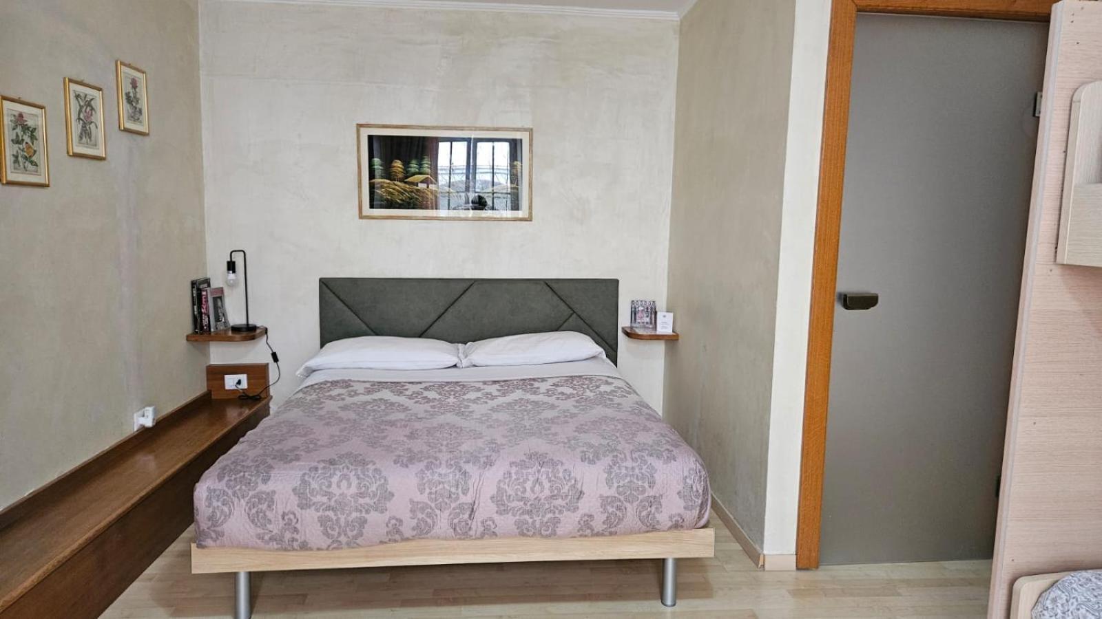 Vittoria Guest House Salerno Dış mekan fotoğraf
