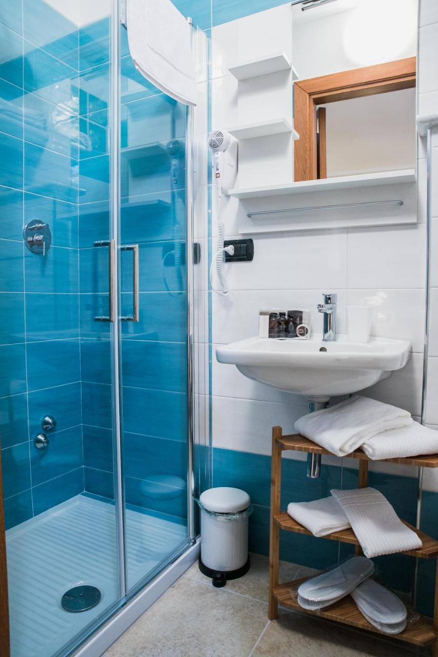 Vittoria Guest House Salerno Dış mekan fotoğraf